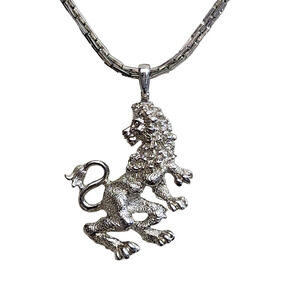 Vtg Monet Silver Tone Lion Charm 17" Pendant  Necklace